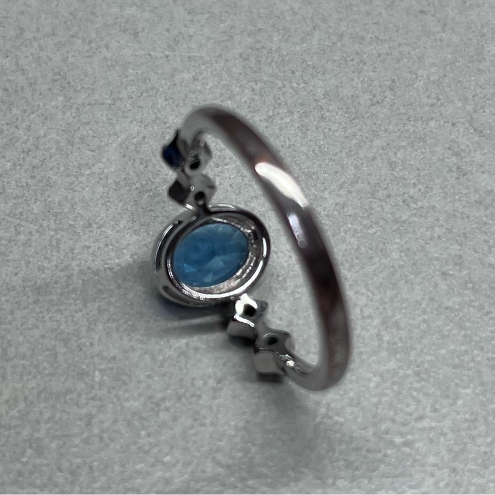 Blue and Purple Gemstone Ring - Picture 5 of 10